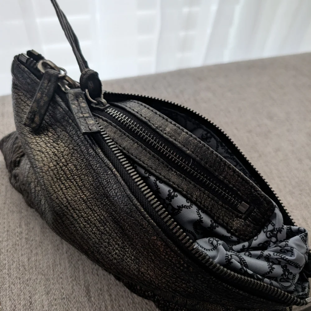 Thomas Wylde Black Skull Embellished Bag - Picture 3 of 11